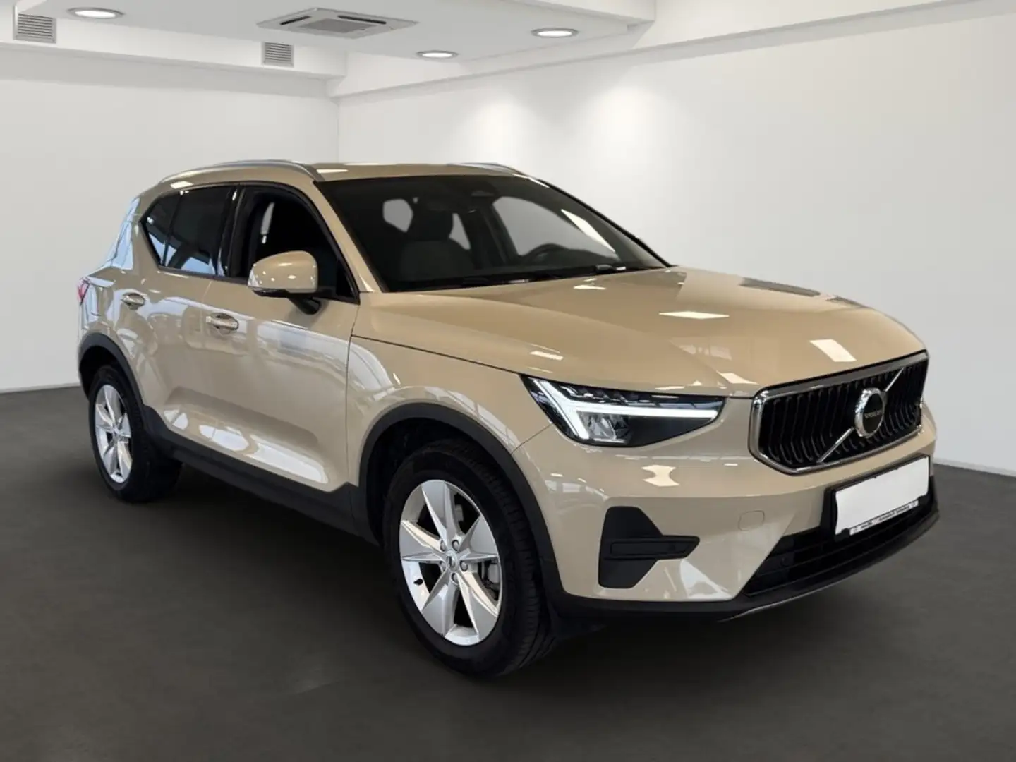 Volvo XC40 B3 Core Aut Beige - 2