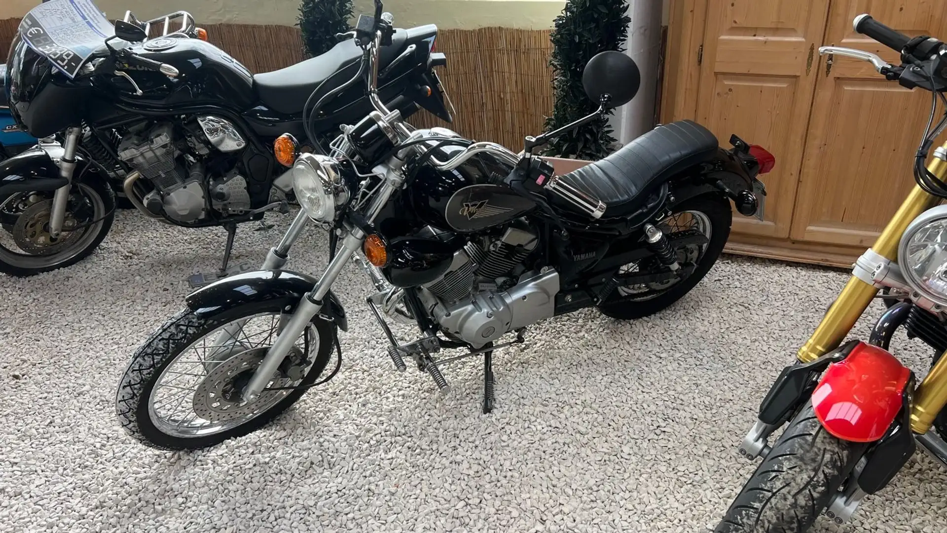 Yamaha Virago Schwarz - 1