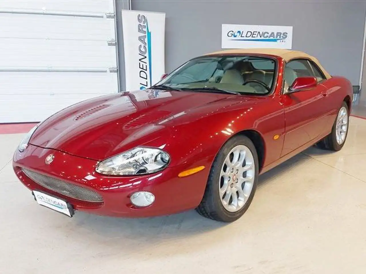 Jaguar XKR Convertible 4.0, foto 3