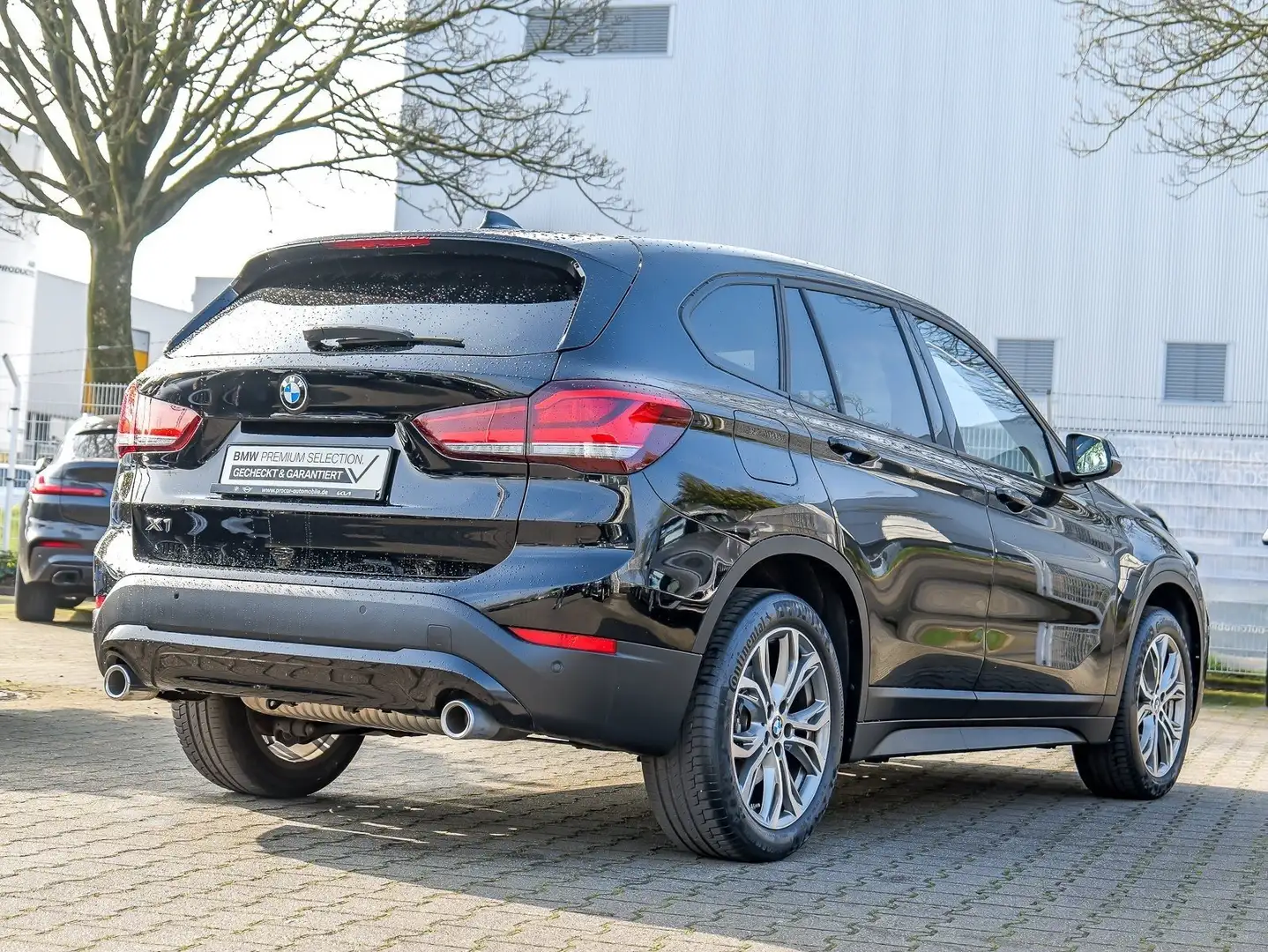 BMW X1 sDrive20i Advantage NAVI+LED+SHZ+DAB+RTTI+Klimaaut Nero - 2