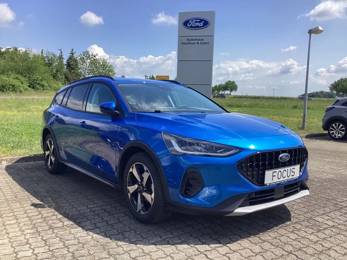 Ford Focus Turnier Active, Automatik, GARANTIE, GJR Blau - 1