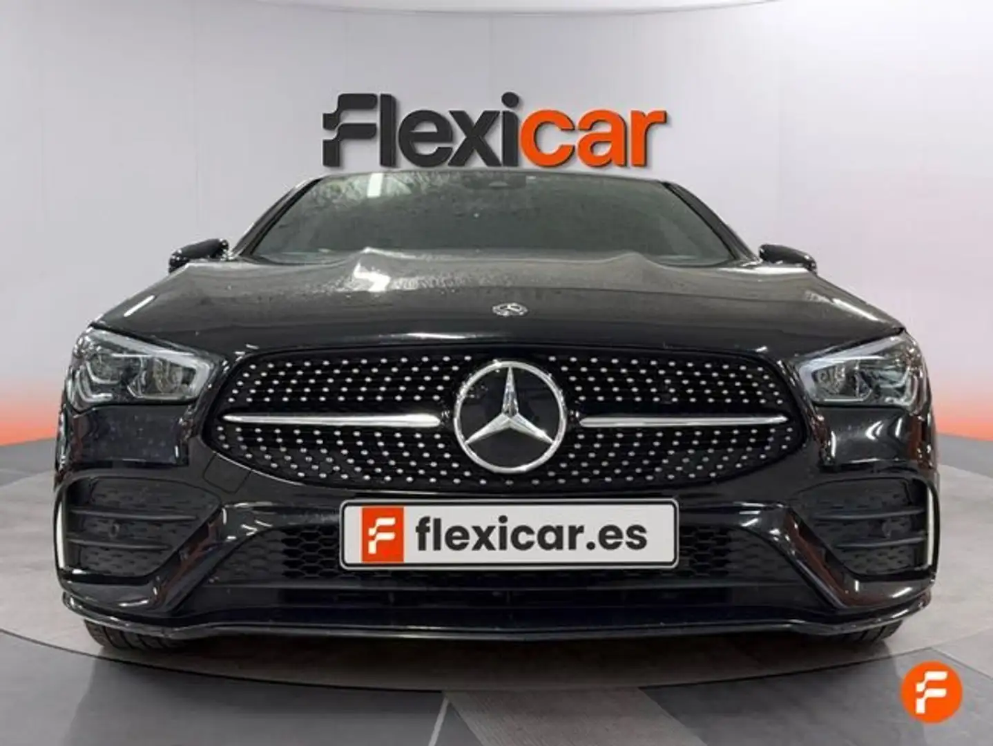 Mercedes-Benz CLA 200 Negro - 2
