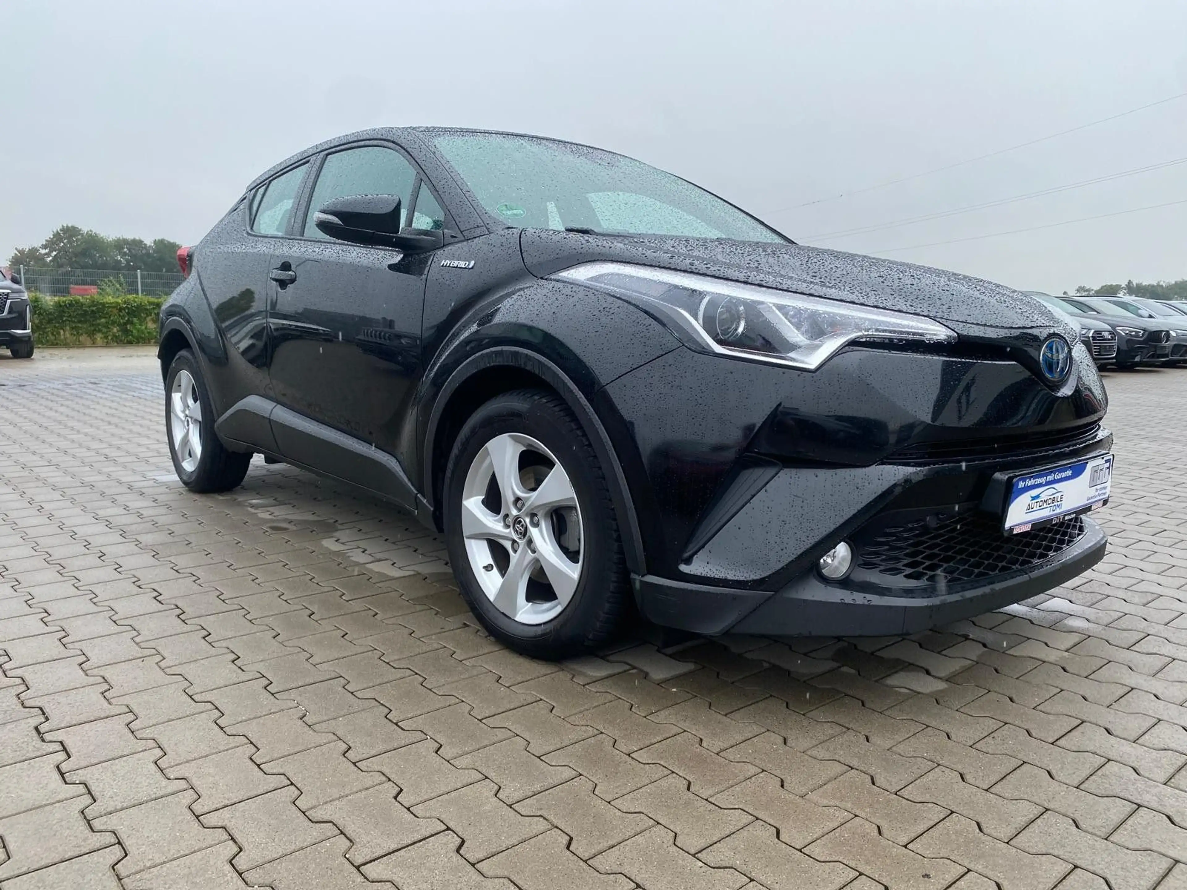 Toyota C-HR Hybrid Flow/NAVI/R-KAM — photo 3
