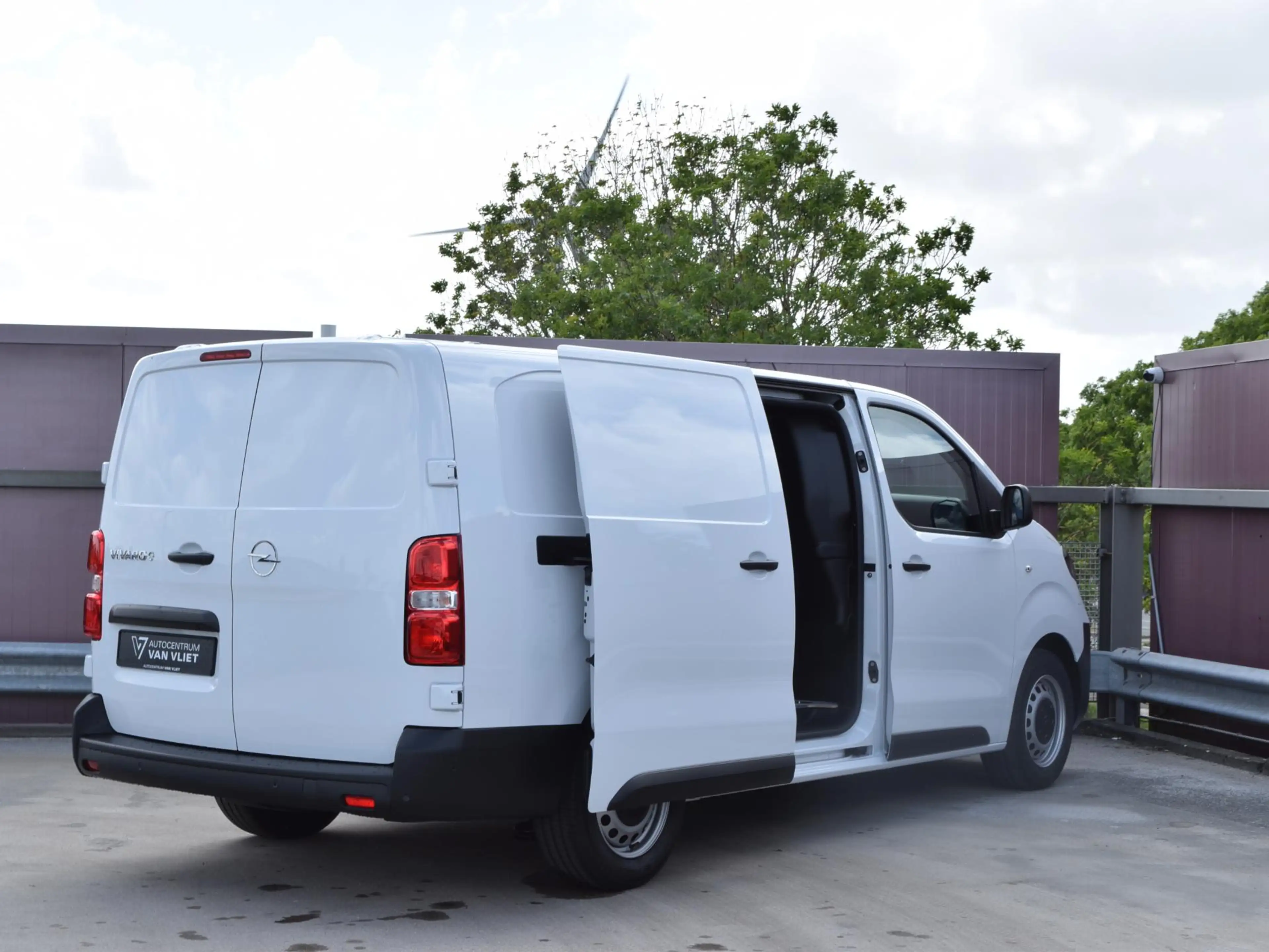 Opel Vivaro-e Electric L3 75 kWh | tot 8 jaar garantie | laadrui — photo 6