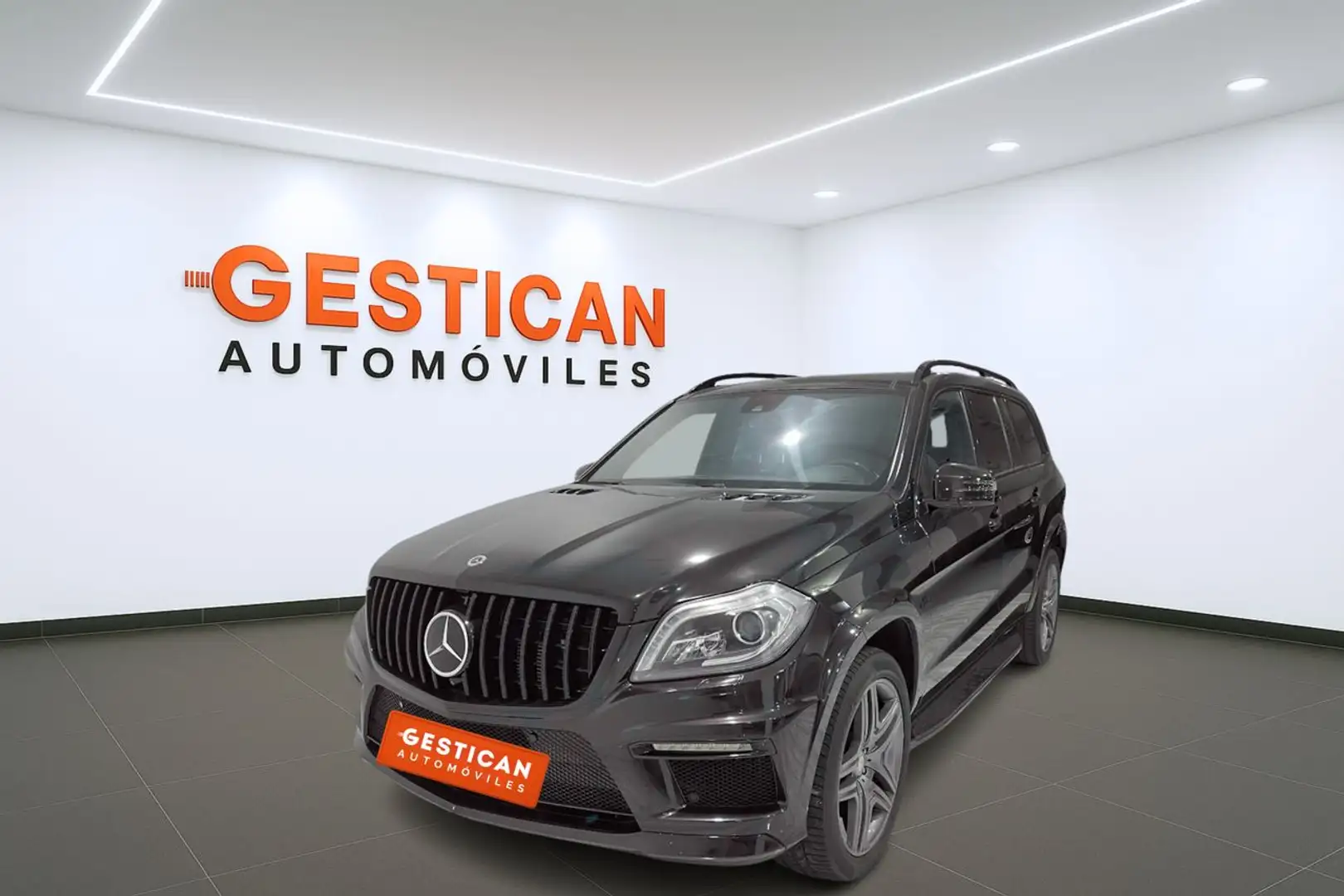 Mercedes-Benz GL 63 AMG Aut. Negru - 1