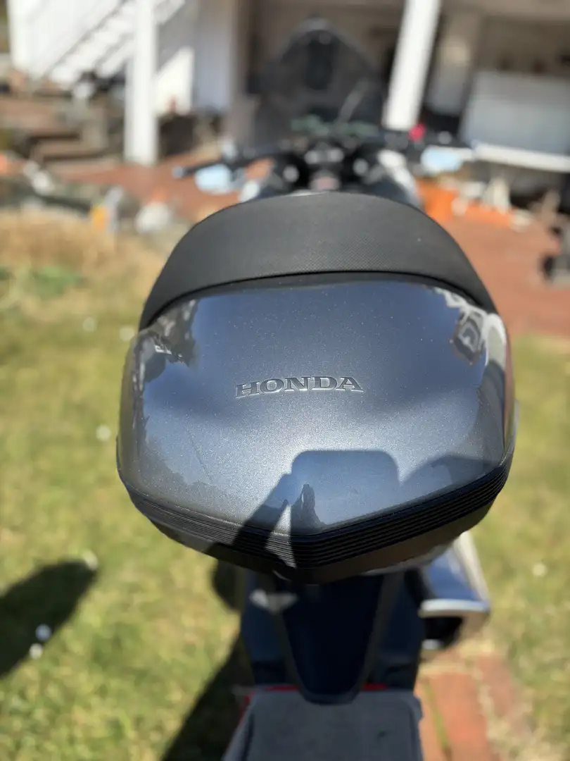 Honda DN-01 Grijs - 1