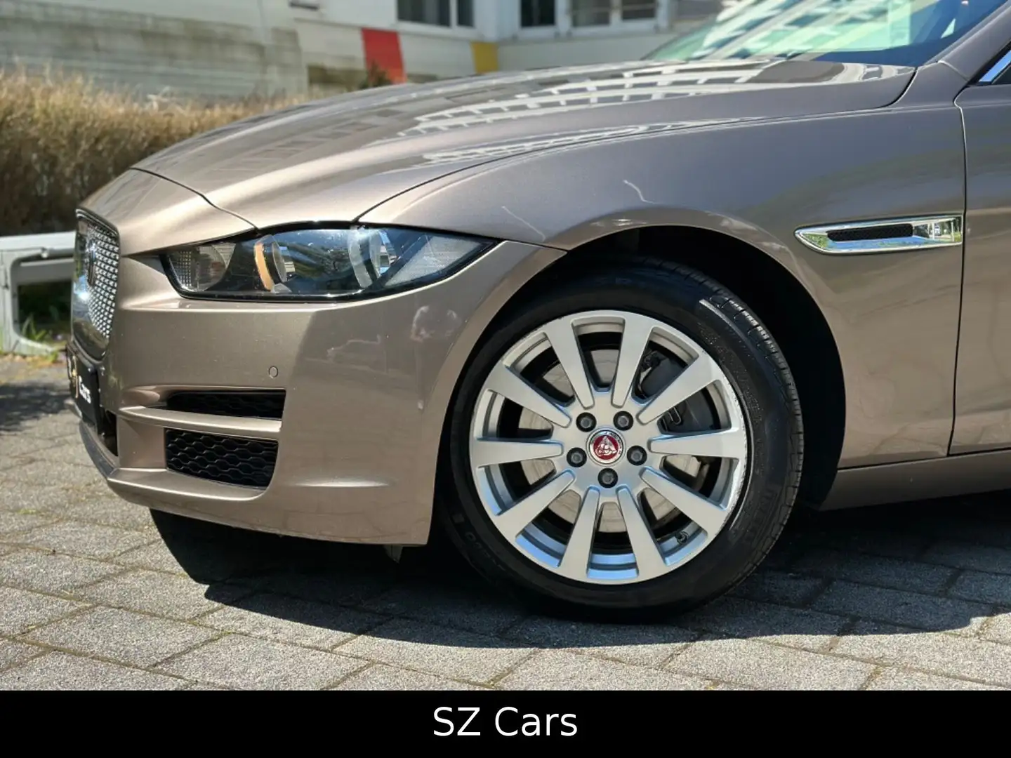Jaguar XE Prestige*KAMERA*LEDER*NAVI*AUT* Auriu - 2
