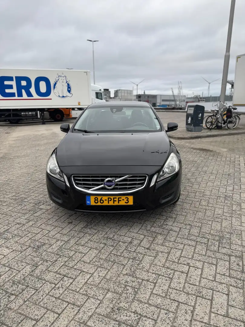 Volvo S60 T3 RDesign - 1