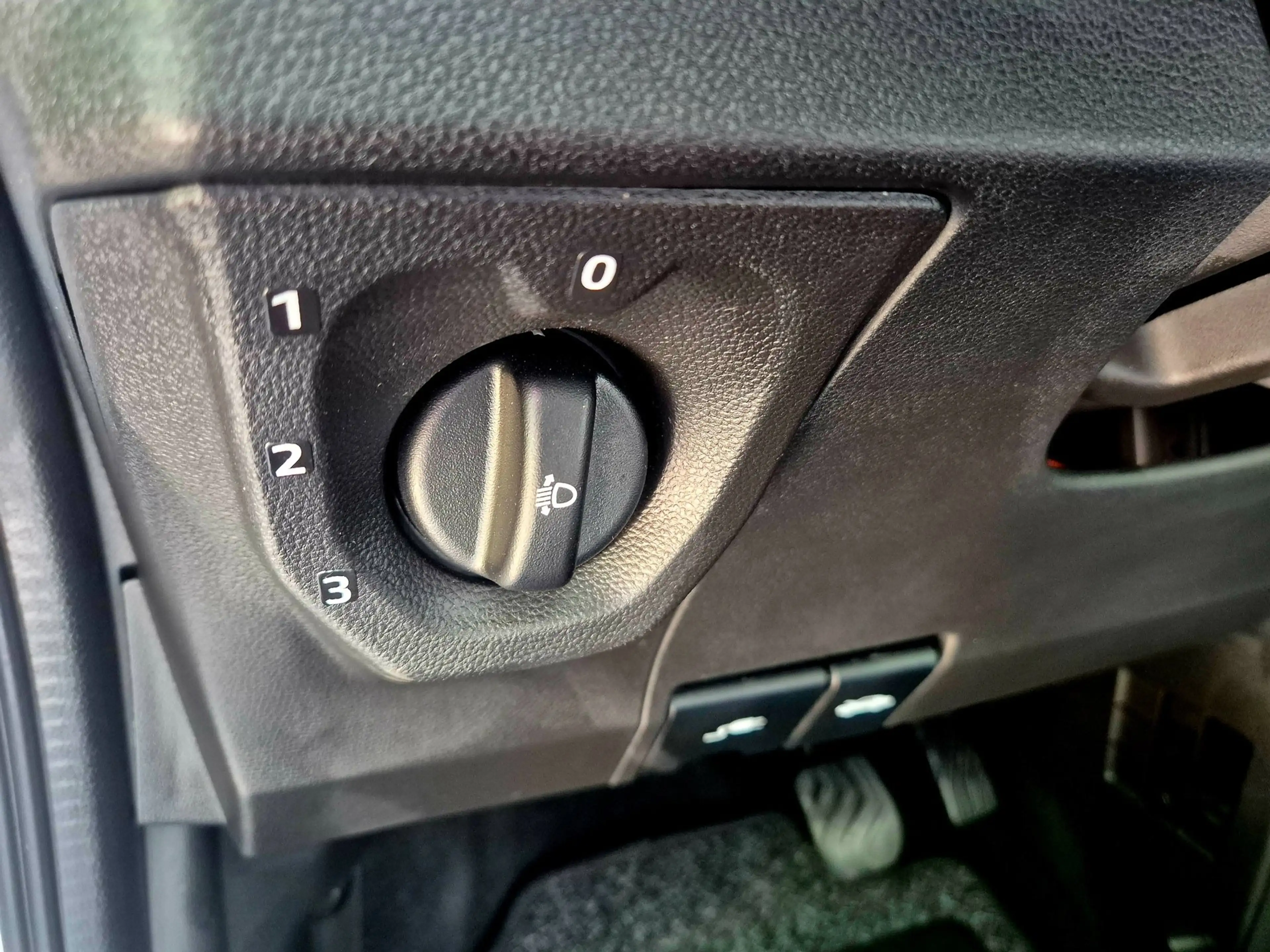 Dacia Spring Expression 45 26.8 kWh — photo 10