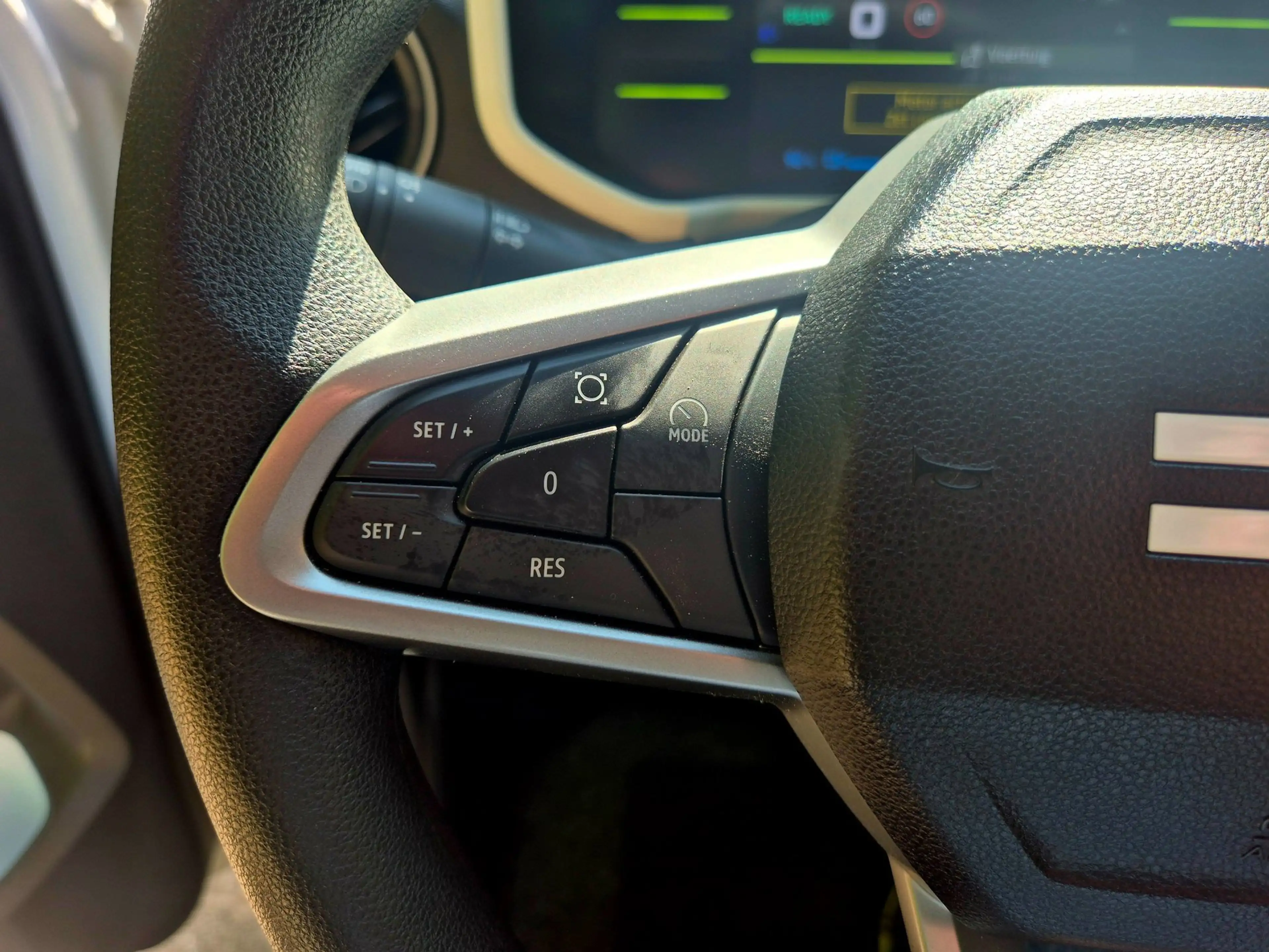 Dacia Spring Expression 45 26.8 kWh — photo 14