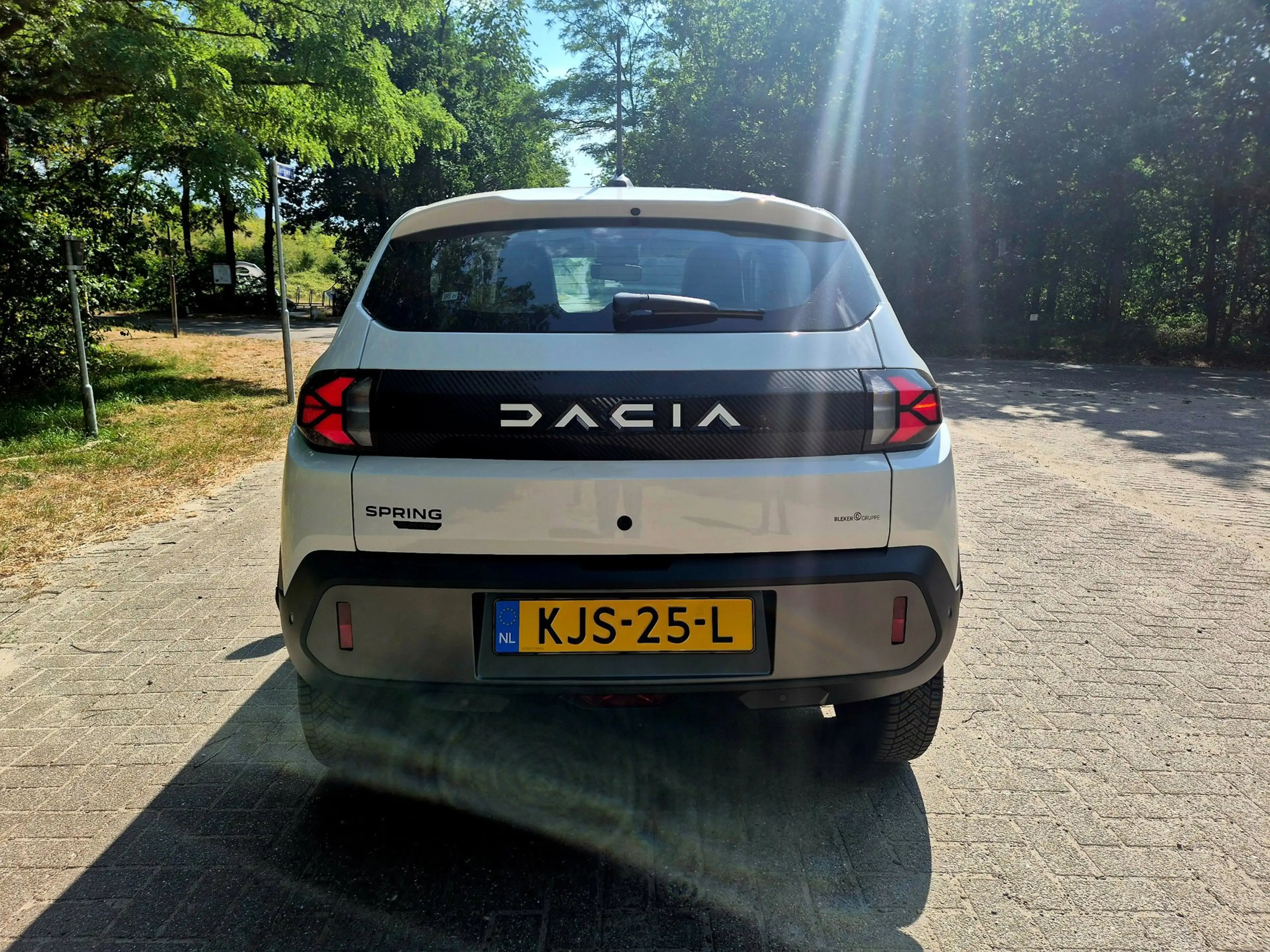 Dacia Spring Expression 45 26.8 kWh — photo 3