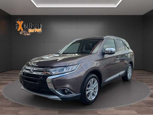Imagine Mitsubishi Outlander Outlander 2.2 DI-D 4WD Aut*SZH*AHK*NAVI*XEN*TÜV