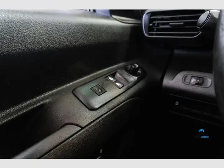 Peugeot Partner 2021, foto 12