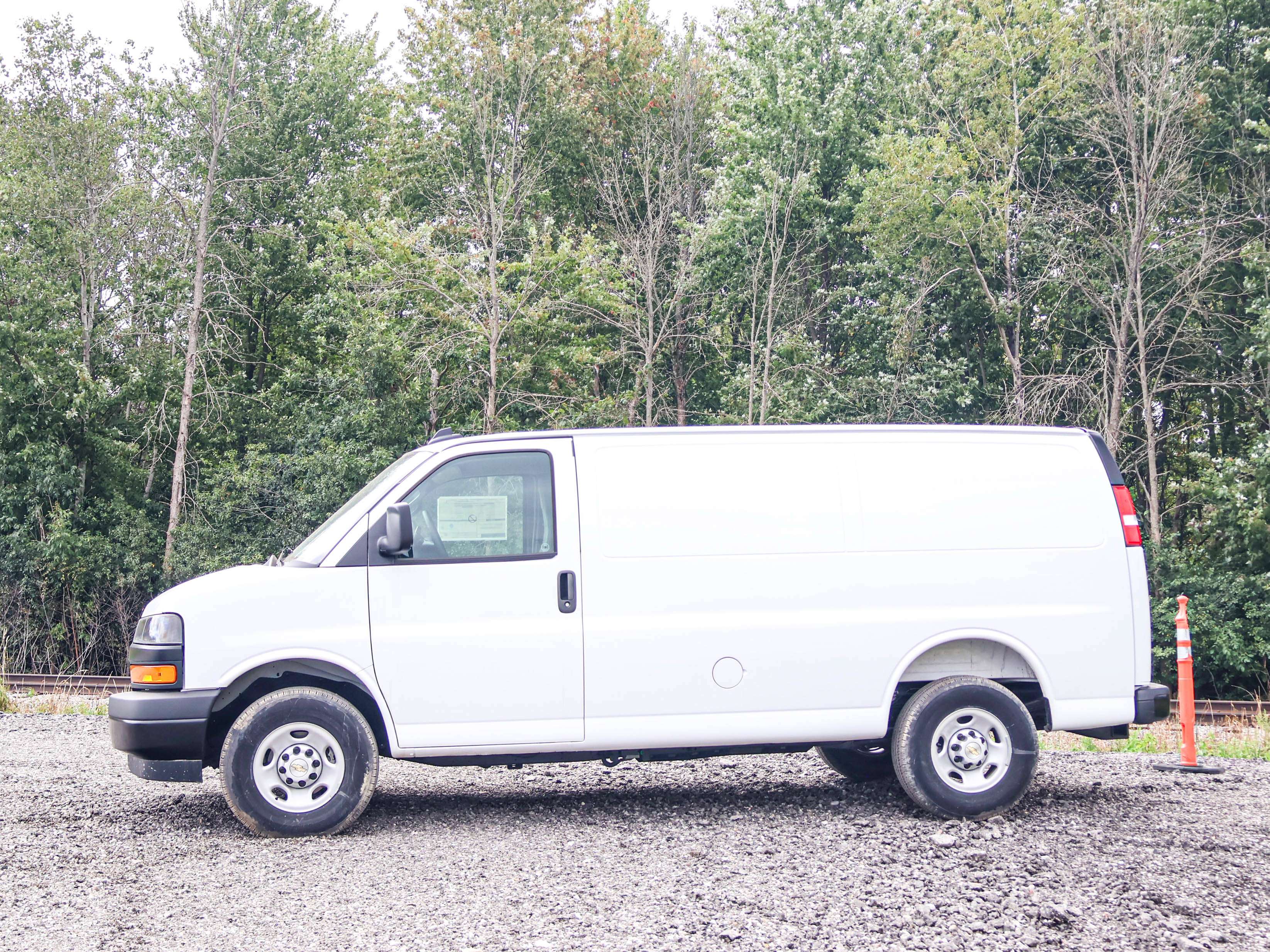 2025 Chevrolet Express 3500 Cargo Van