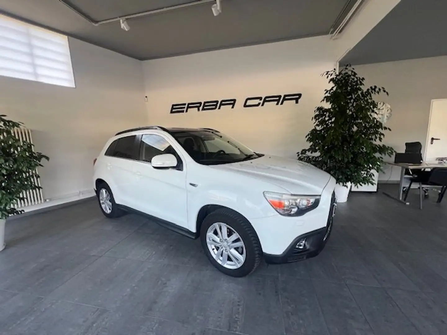 Mitsubishi ASX ASX I 1.8 Intense 4x4 gancio traino Blanc - 1