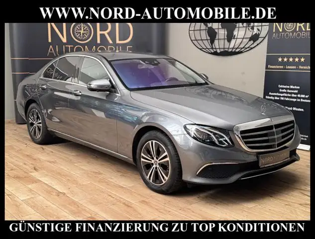 Mercedes-Benz E 220 d Lim. Exclusive *Distro+*Comand*360°*LED* Exclus