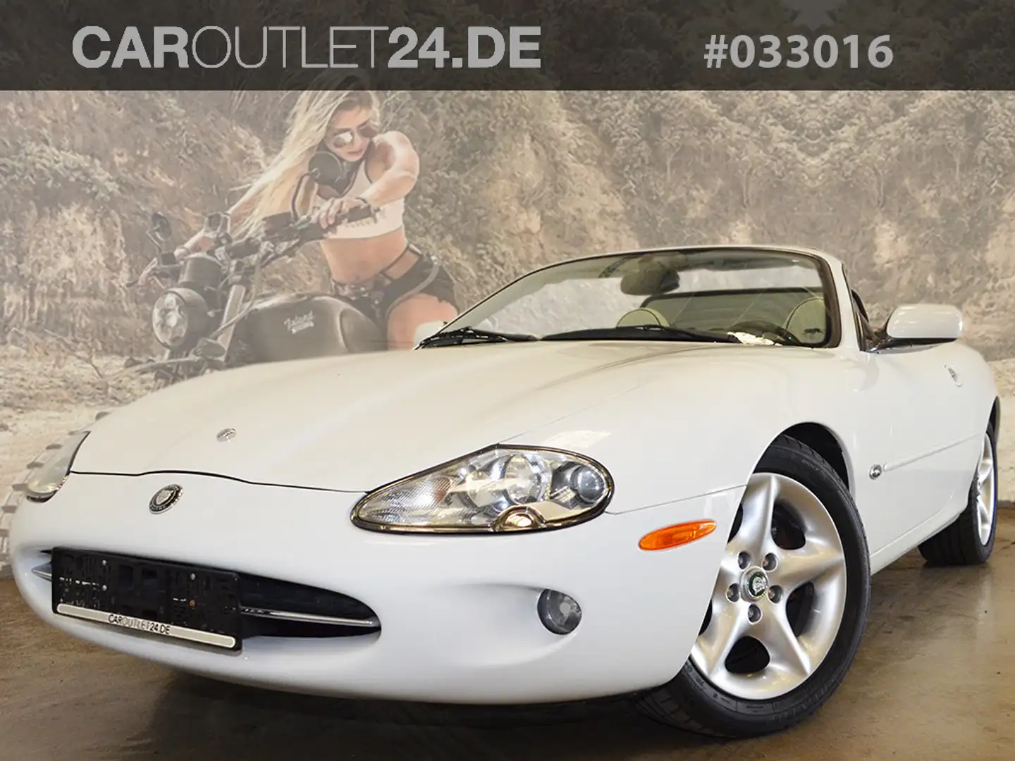 Jaguar XK8 CabrioletExclusive *Weiss Ivory* Blanco - 1