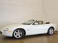 Jaguar XK8 CabrioletExclusive *Weiss Ivory* Blanc - thumbnail 2