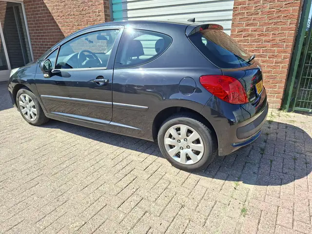Peugeot 207 view 15