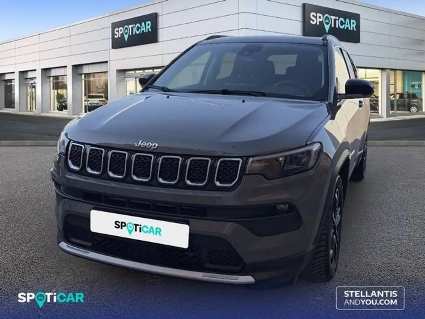 Jeep Compass 1.3 Gse T4 96kW (130CV)  MT FWD Limited Gris - 1