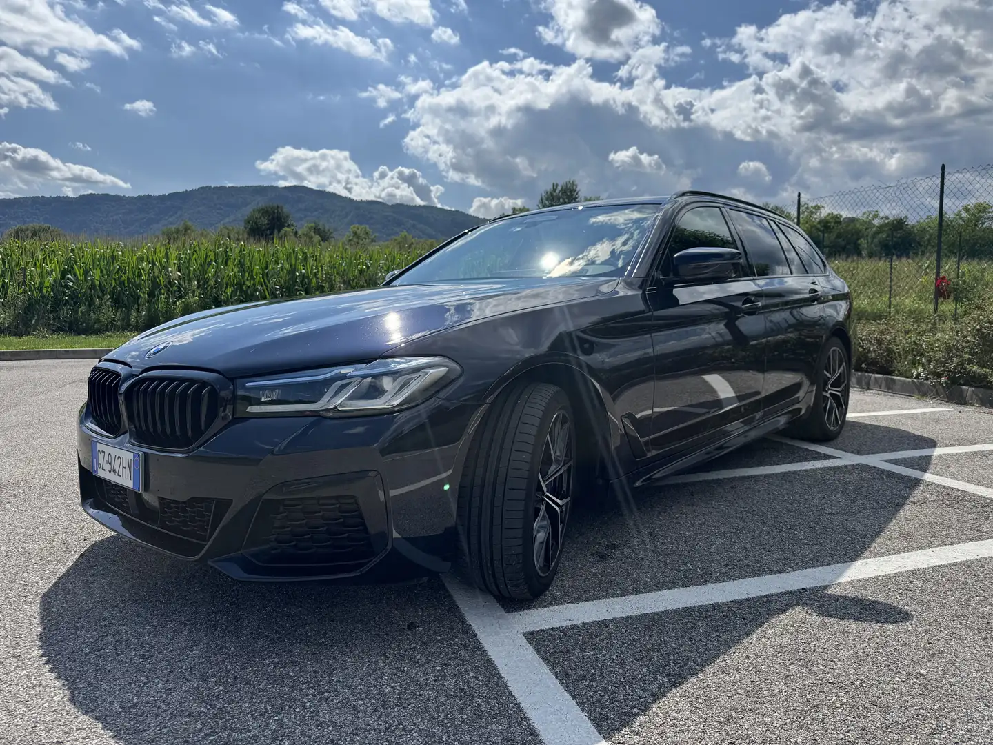 BMW 540 540d Touring mhev 48V xdrive Msport auto - 1