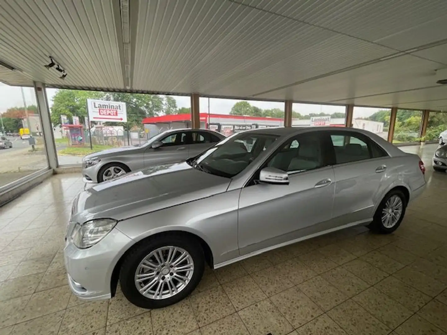 Mercedes-Benz E 350 E 350 CDI (212.023) Gris - 1