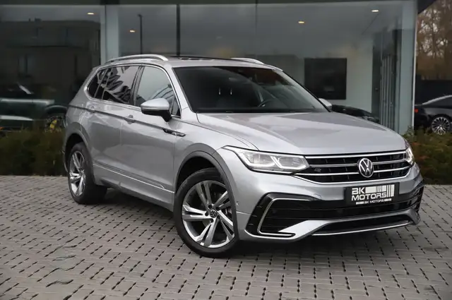 Volkswagen Tiguan Allspace 1.5 TSI R-Line 7 zitplaats. DSG I  Pano I Topstaat