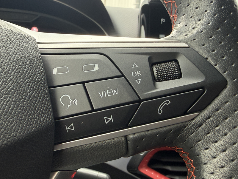 SEAT Ibiza 1.0 EcoTSI FR Business Intense Carplay/18inch. — photo 20