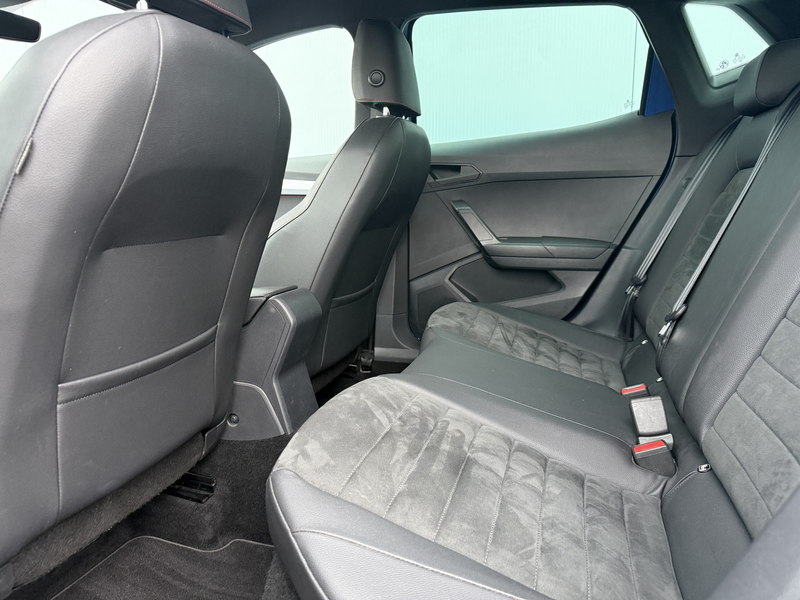 SEAT Ibiza 1.0 EcoTSI FR Business Intense Carplay/18inch. — photo 30