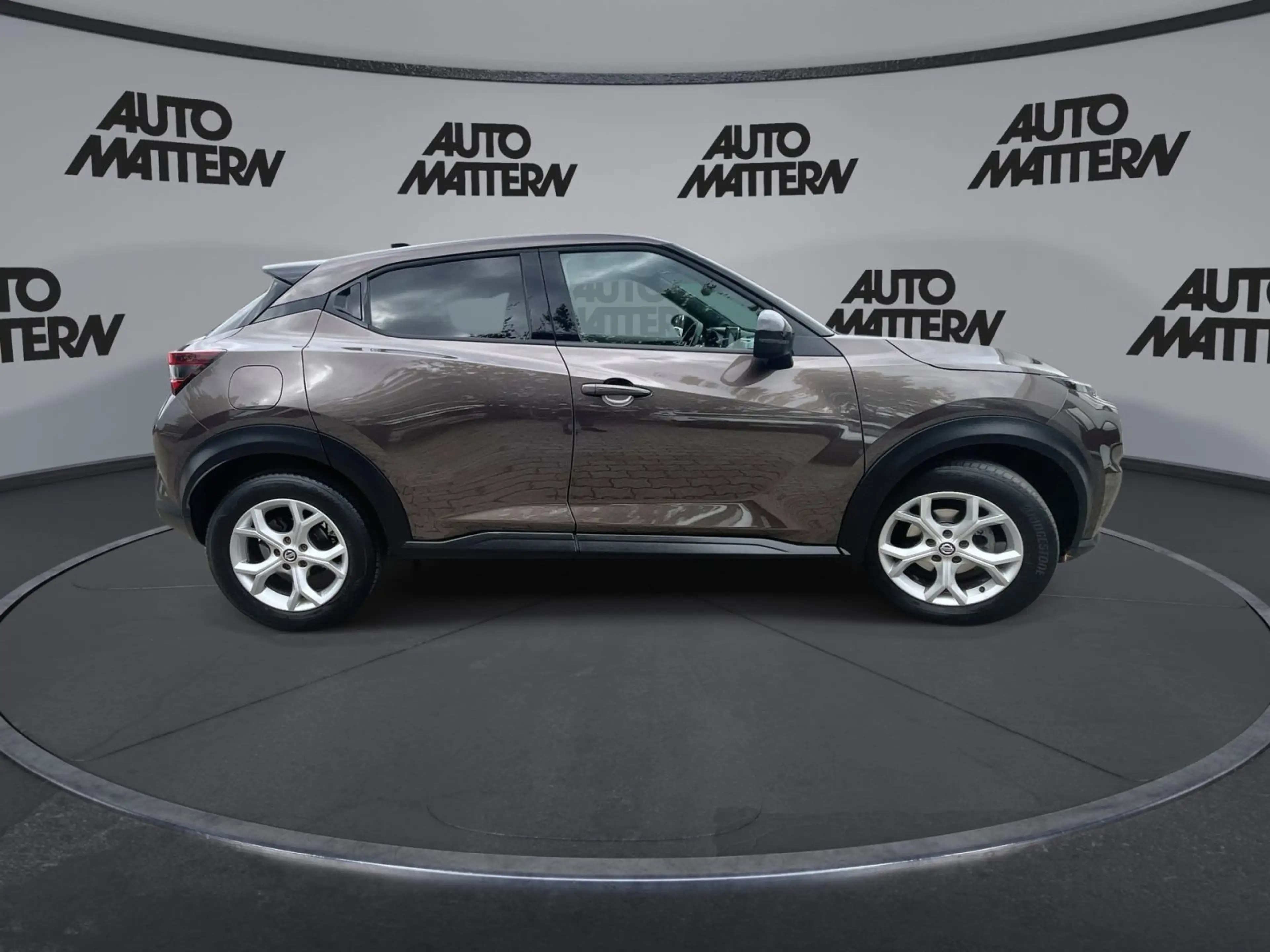 Nissan Juke 1.0 DIG-T N-Connecta*Navi*SHZ*Kamera — photo 9