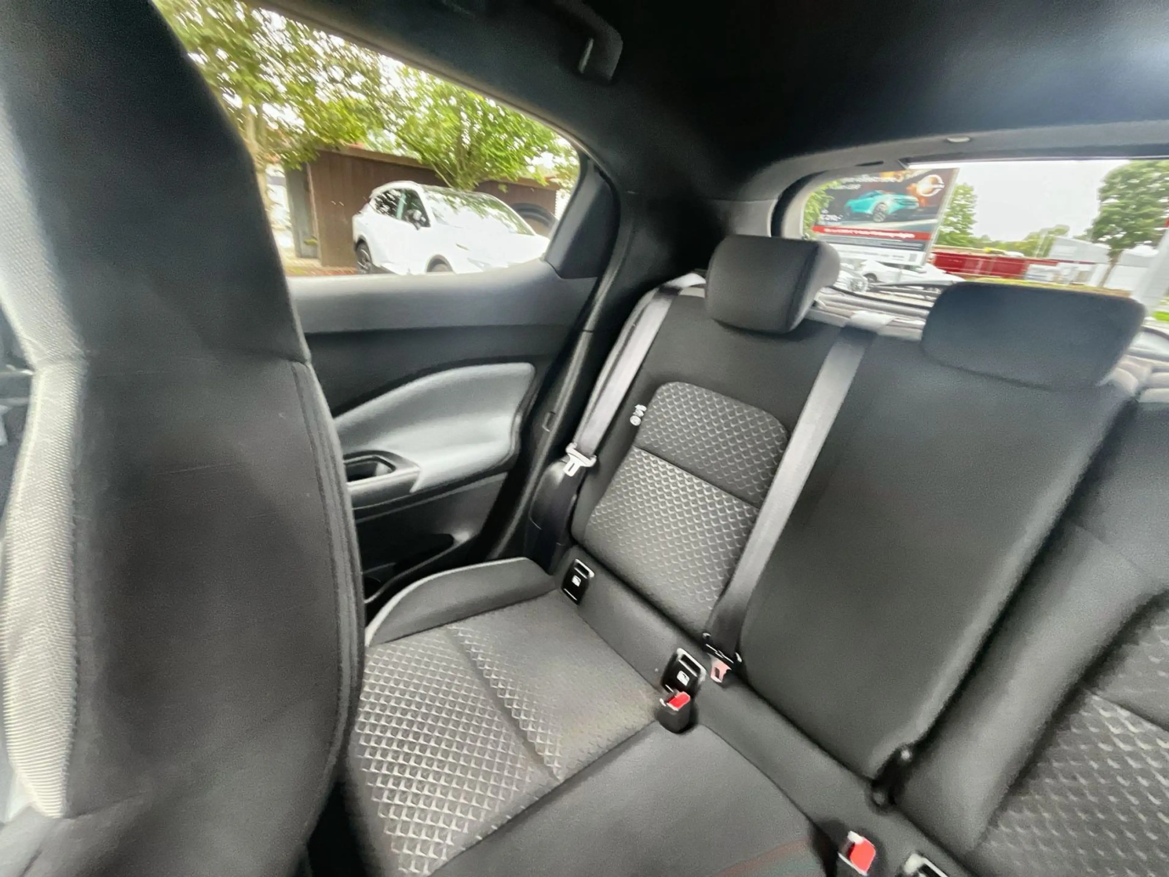 Nissan Juke 1.0 DIG-T N-Connecta*Navi*SHZ*Kamera — photo 12