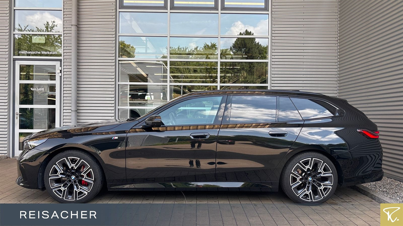 BMW 540 d A xDrive Tou,M-Sport PRO,Pano,AHK,LCProf — photo 4