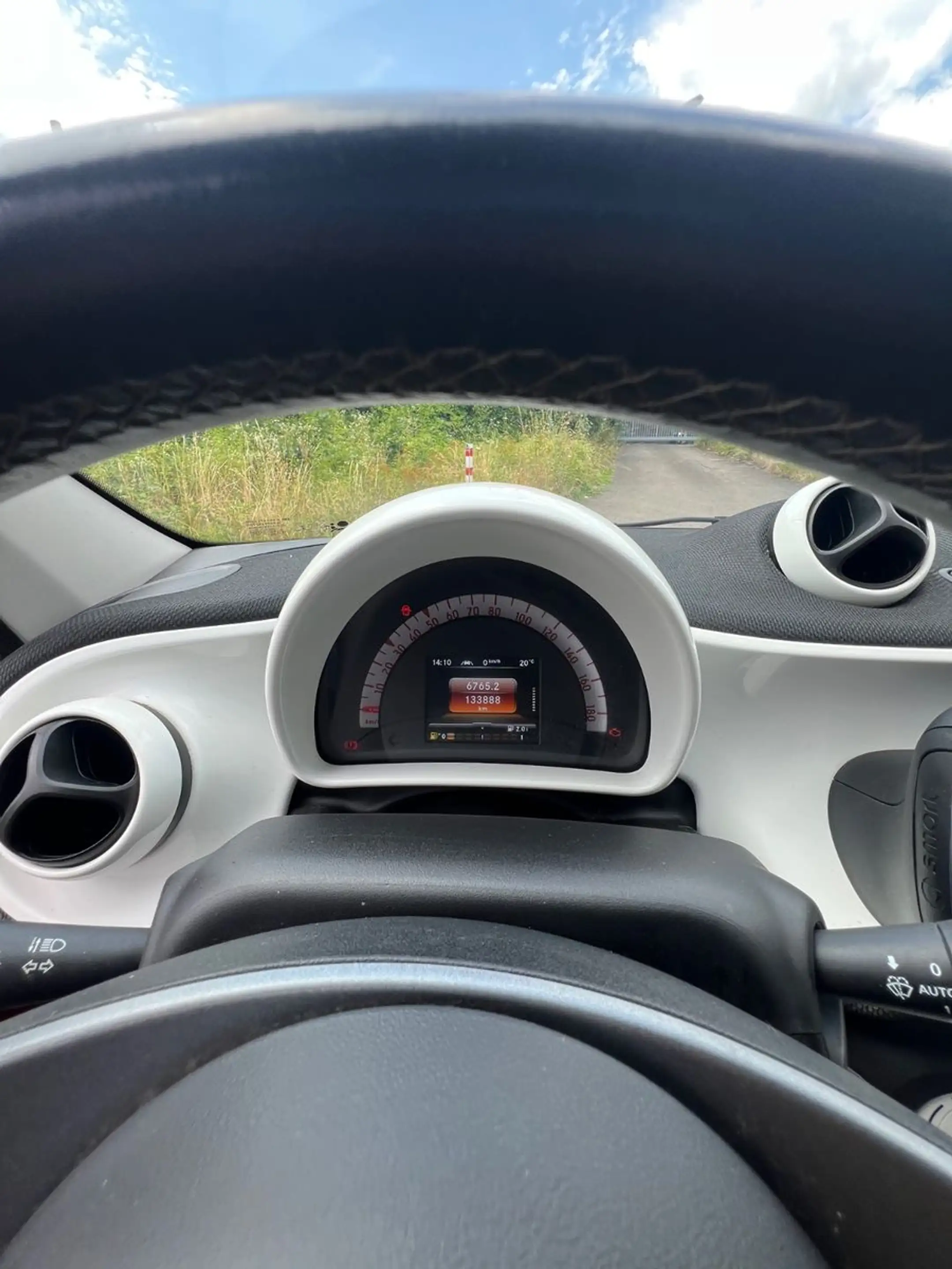 smart forFour Prime , Leder, Kamera, spurhalteassisten — photo 12