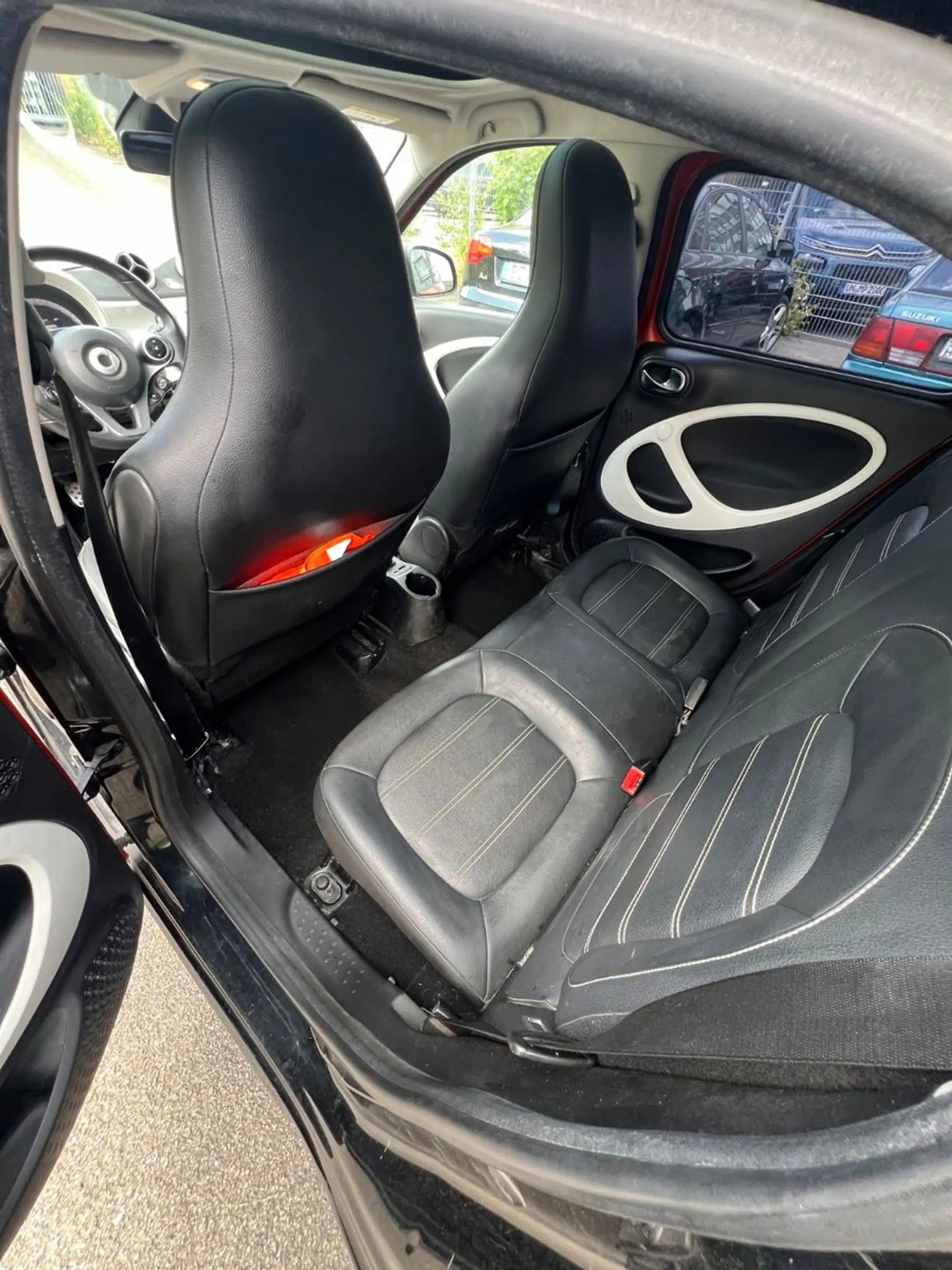 smart forFour Prime , Leder, Kamera, spurhalteassisten — photo 14