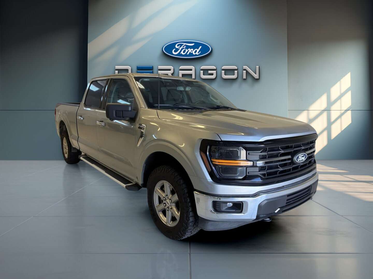 2024 Ford F-150 XLT cabine SuperCrew 4RM caisse de 6,5 pi — снимка 1