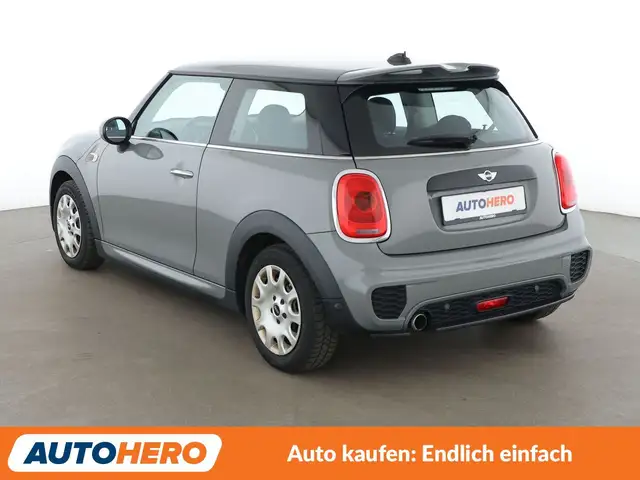 Mini One view 4
