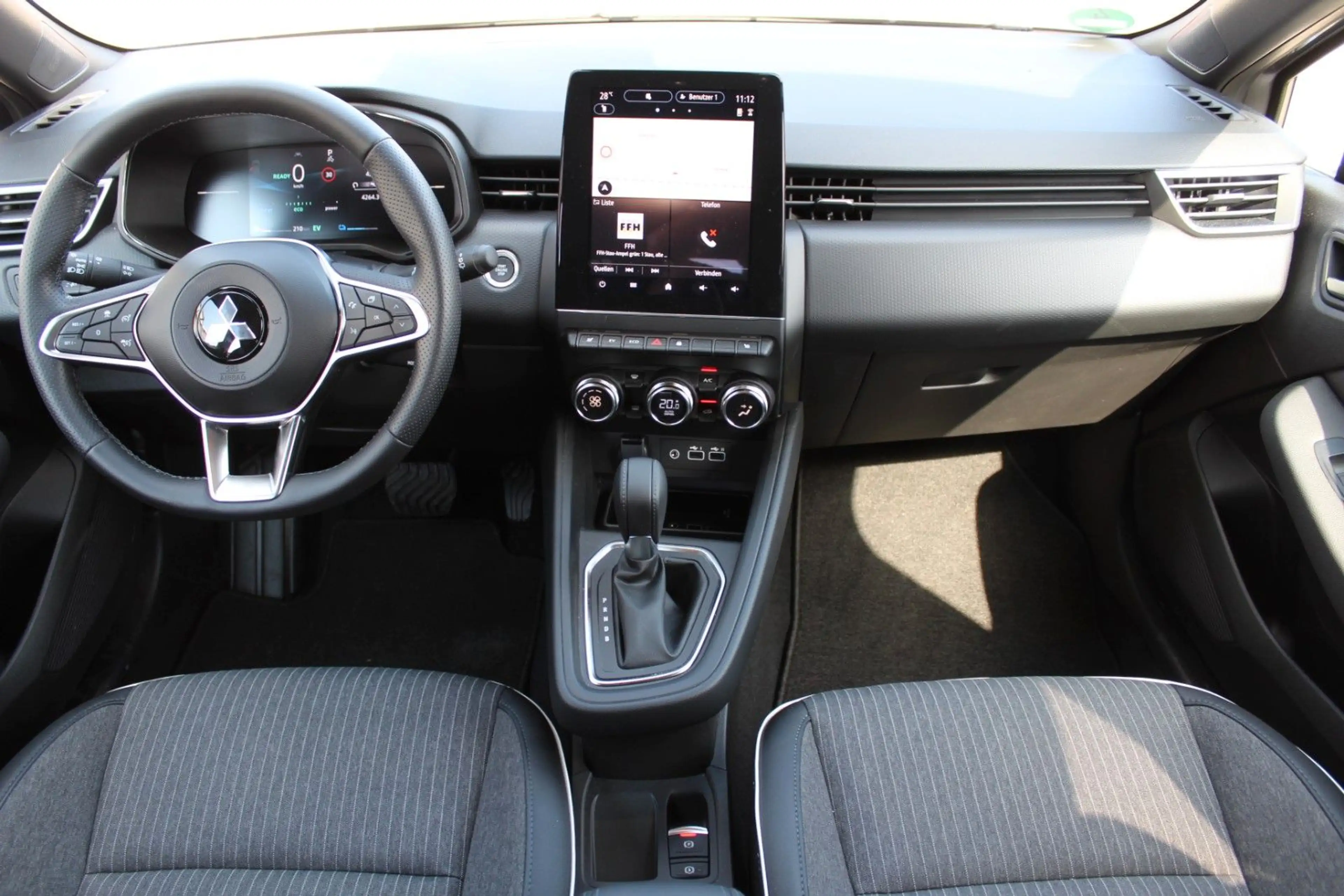 Mitsubishi Colt 1.6 Select Hybrid Aut. Navi Sitzhzg ACC LED — photo 12