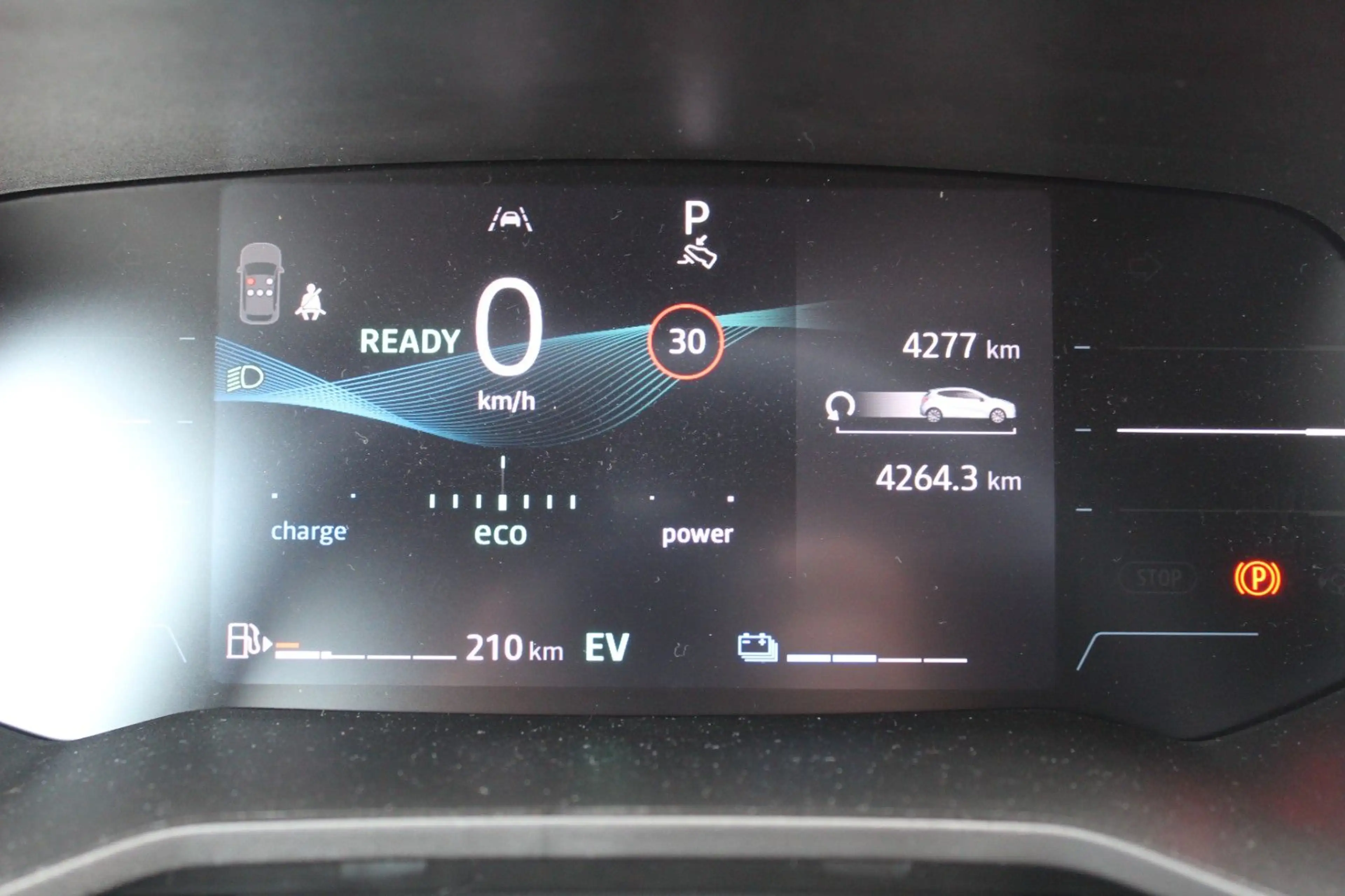 Mitsubishi Colt 1.6 Select Hybrid Aut. Navi Sitzhzg ACC LED — photo 15