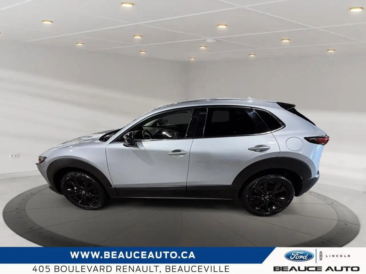 Mazda CX-30 снимка Mazda CX-30