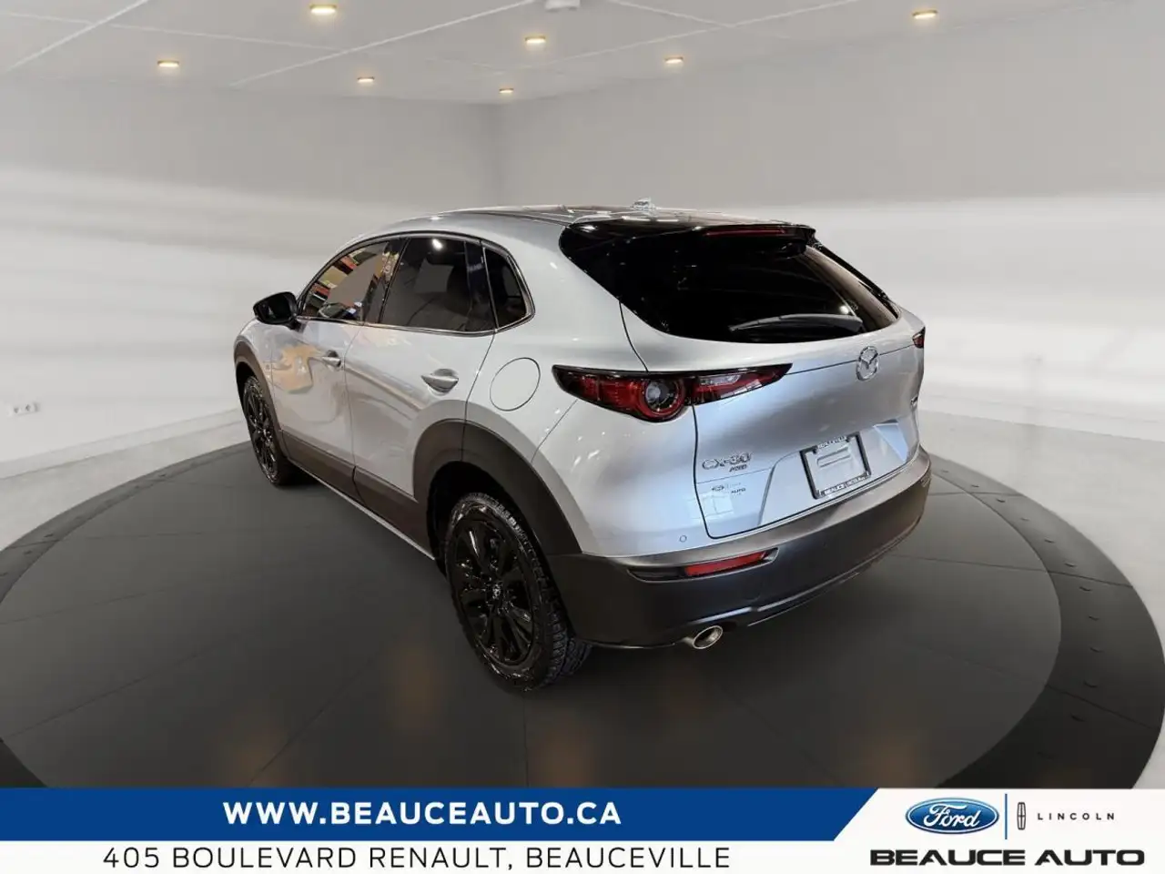 Mazda CX-30 снимка Mazda CX-30