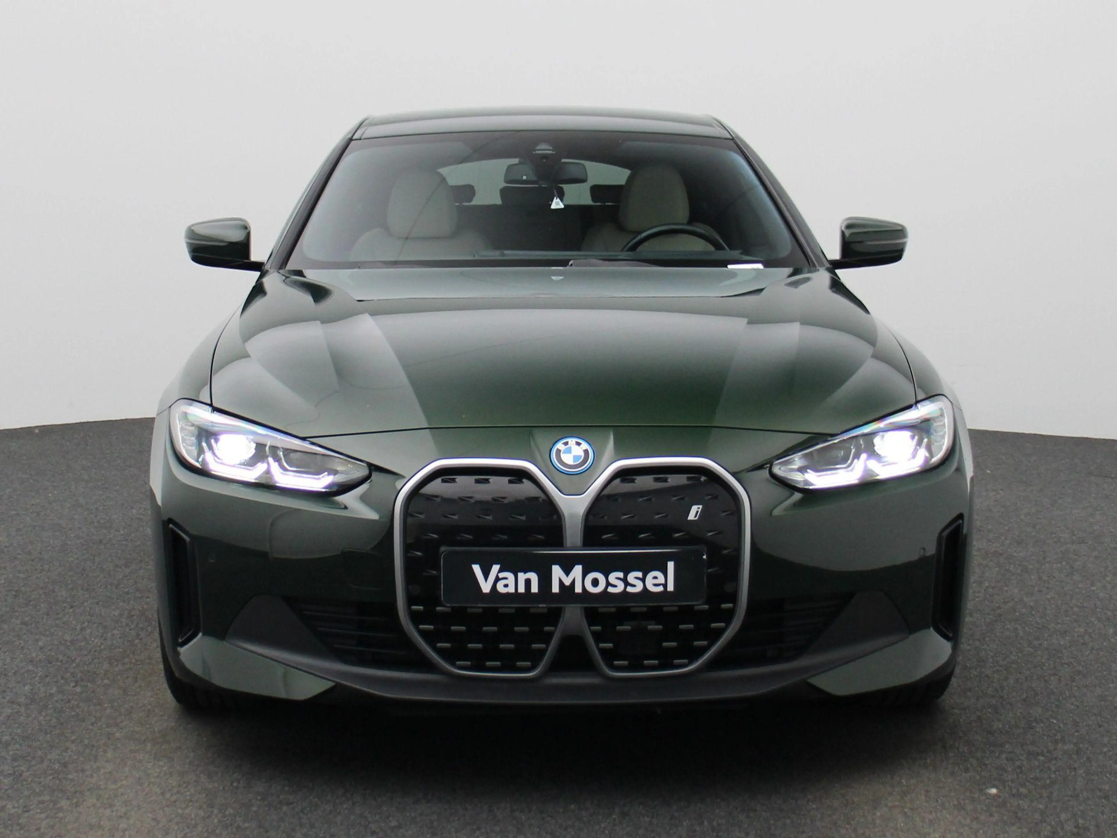 BMW i4 eDrive40 High Executive 84 kWh — photo 3