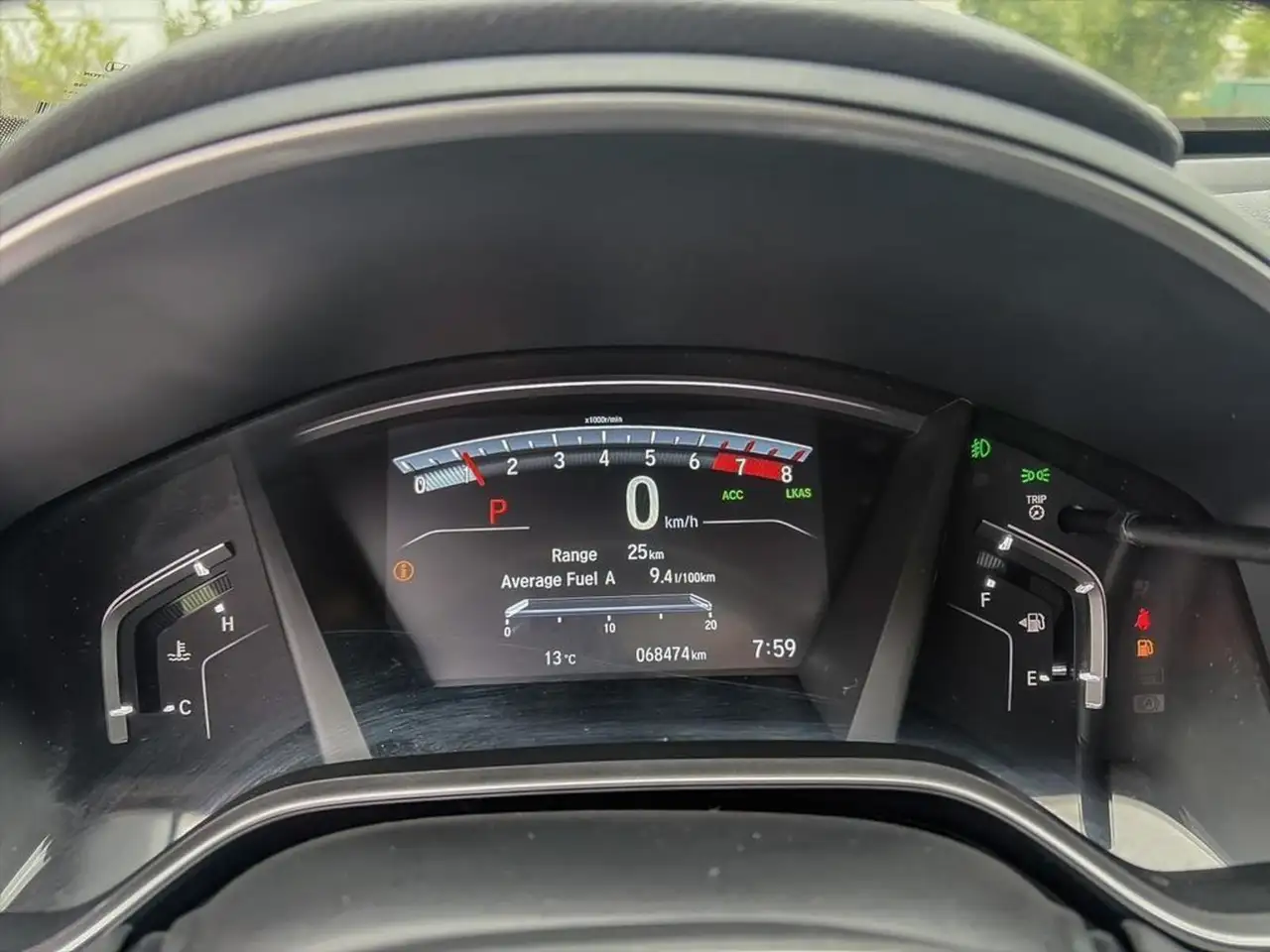 Honda CR-V photo Honda CR-V