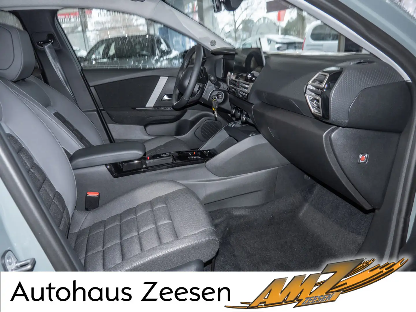 Citroen C4 PureTech 130 Plus SHZ NAVI KAMERA PDC LED Groen - 2