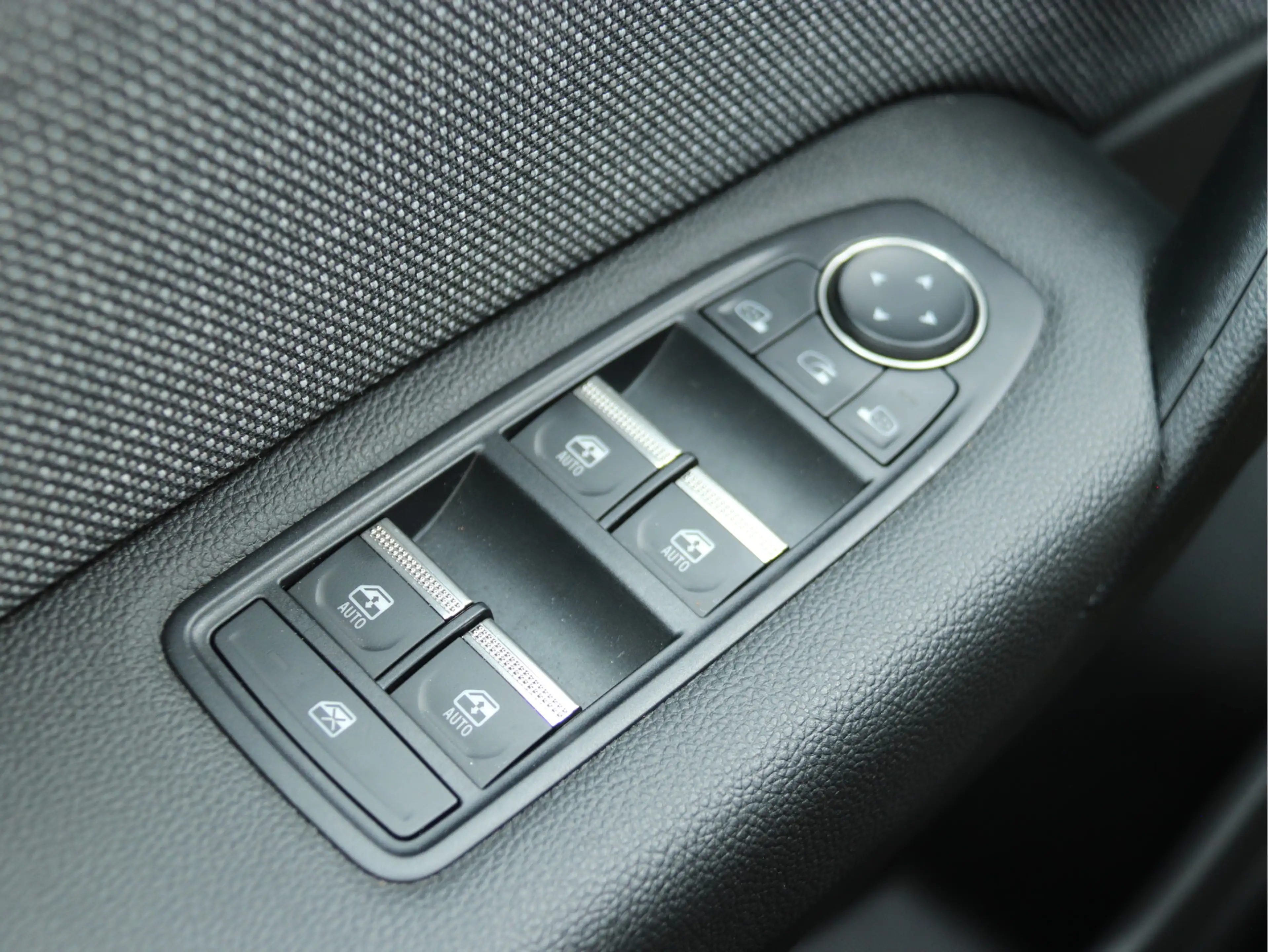 Renault Symbioz 1.8 E-Tech full hybrid 160 techno AUTOMAAT / VEEL — photo 9