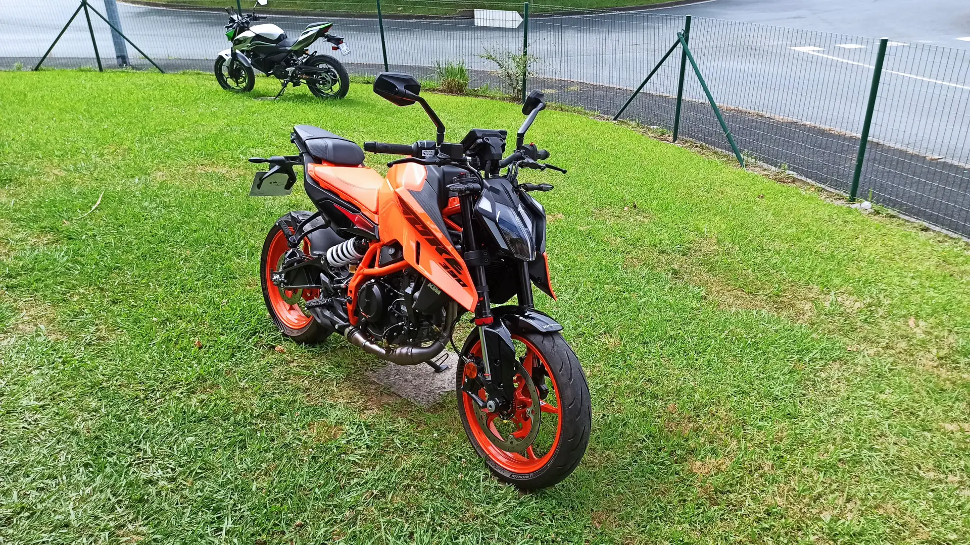 KTM 390 Duke Orange - 1