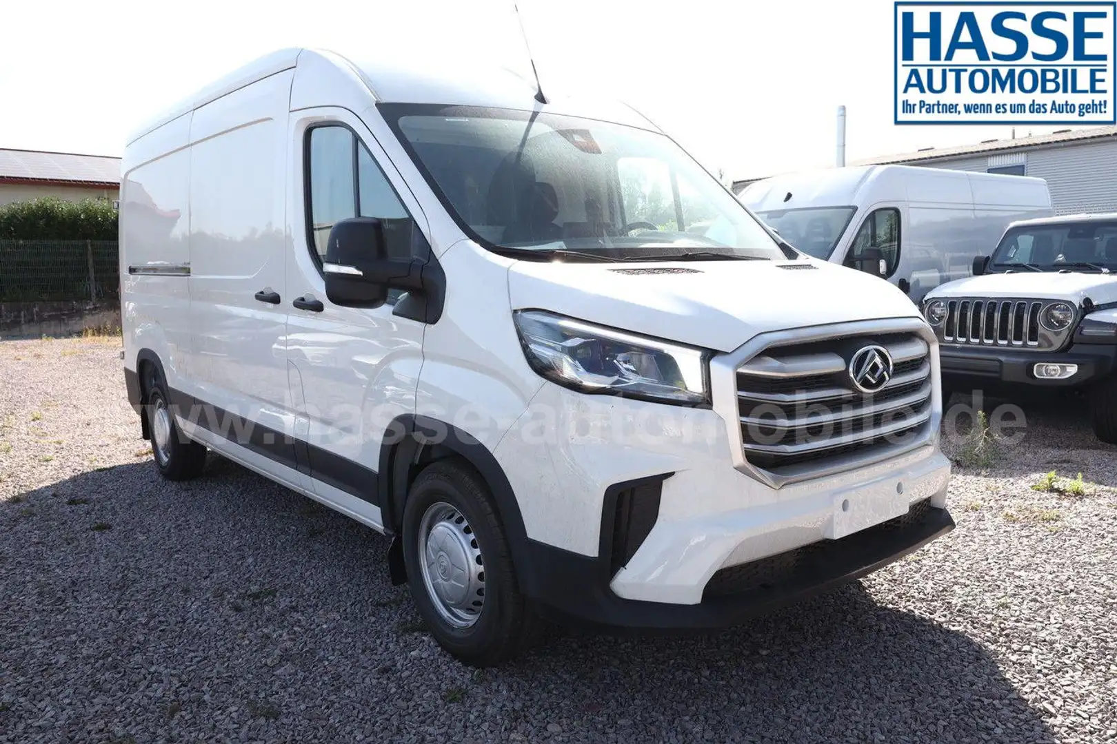 Maxus Deliver 9 2.0 Diesel 148 FWD L3H2 3-S PDC Temp 108 kW (14... White - 2