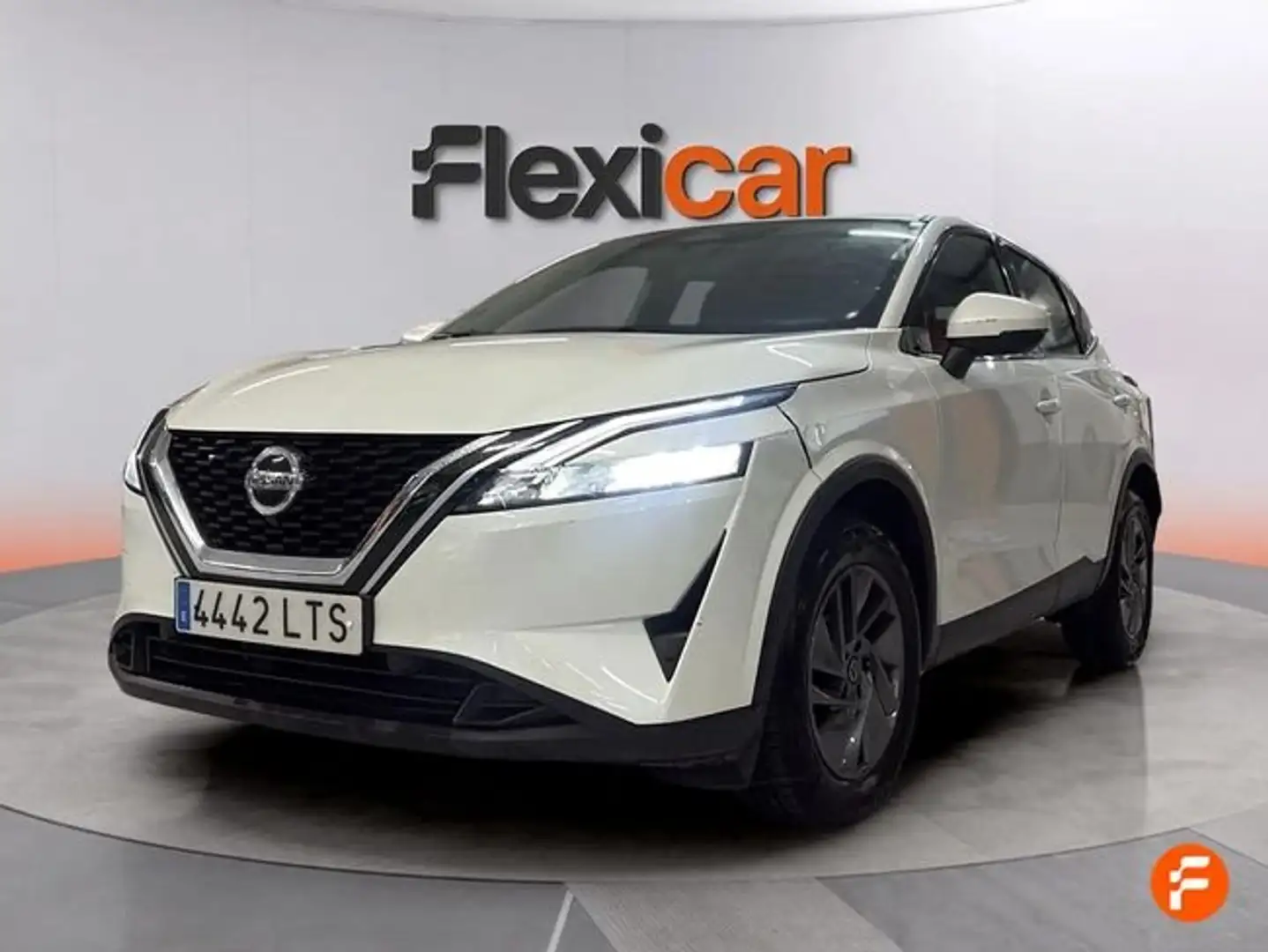 Nissan Qashqai DIG-T 116 kW (160 CV) E6D DCT ACENTA Blanco - 2