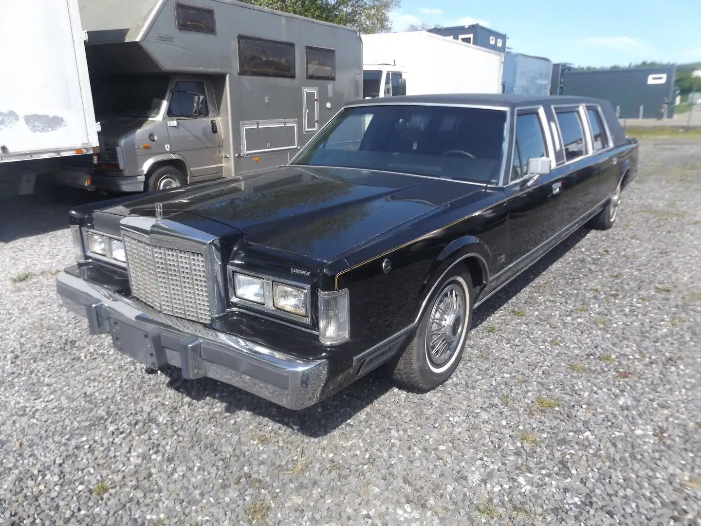Lincoln Town Car Stretchlimousine 5.0 V8 Schwarz - 2