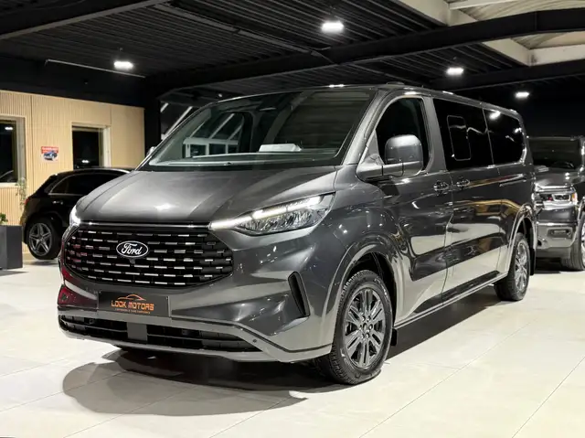 Ford Tourneo Custom TITANIUM LONG 2.0 TdCi 136CV 8 PLACES BOITE AUTO