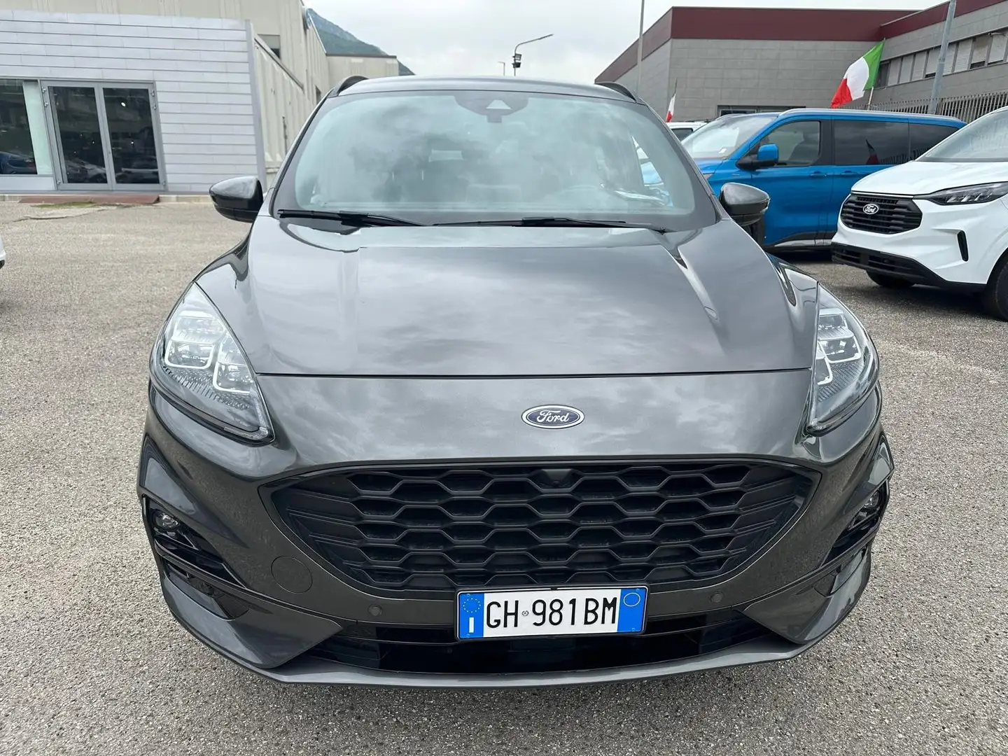 Ford Kuga Kuga 2.5 full hybrid ST-Line X 2wd 190cv cvt Grigio - 2